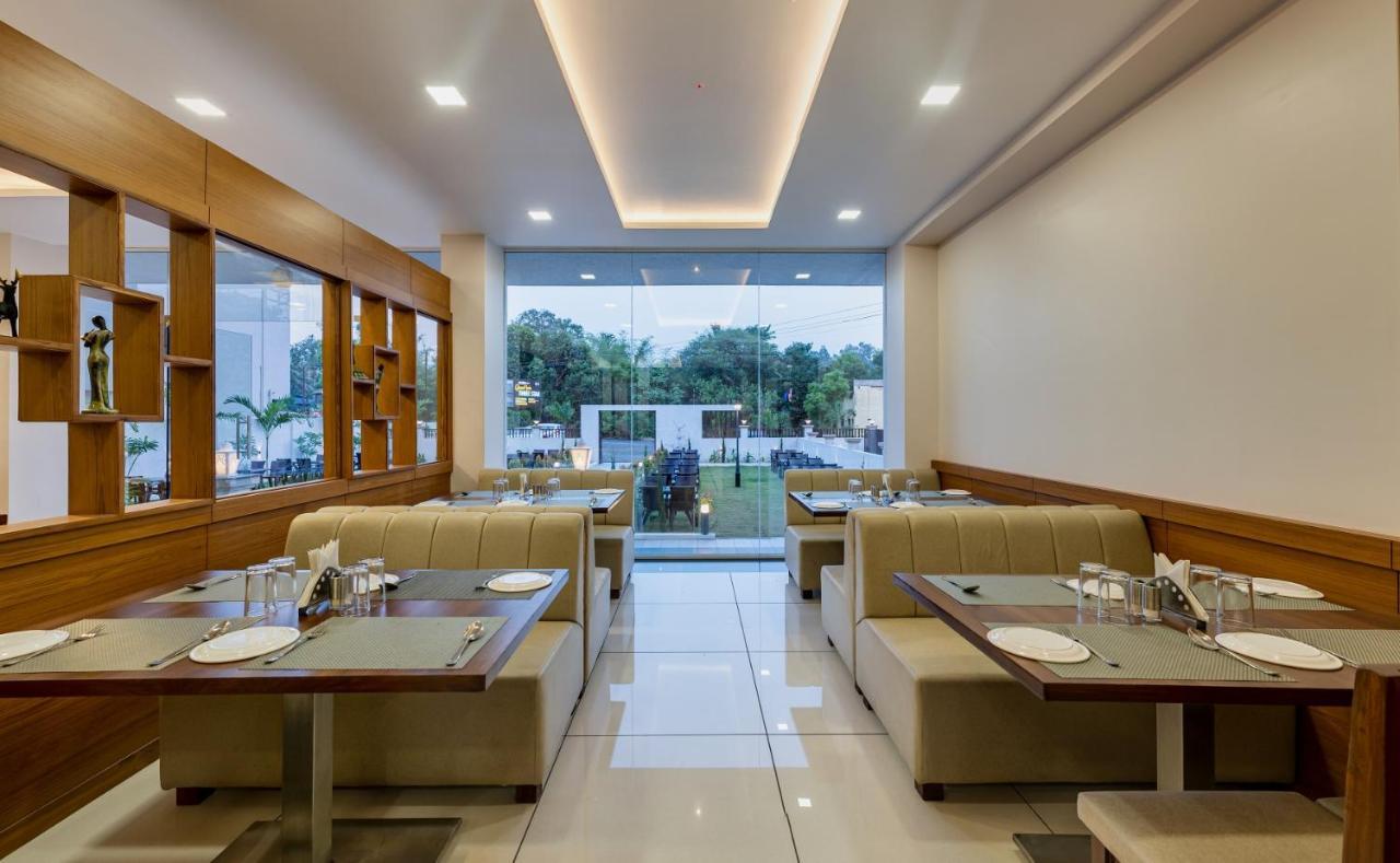 Hotel Grand Indu, 3 Star كولهابور المظهر الخارجي الصورة