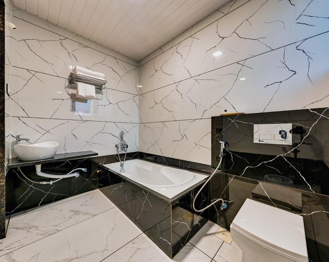 Hotel Grand Indu, 3 Star كولهابور المظهر الخارجي الصورة