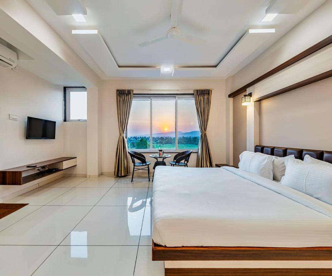 Hotel Grand Indu, 3 Star كولهابور المظهر الخارجي الصورة