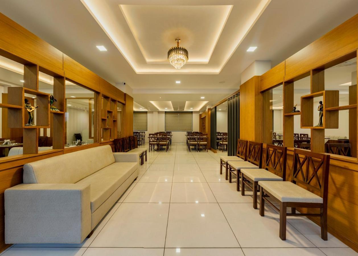 Hotel Grand Indu, 3 Star كولهابور المظهر الخارجي الصورة